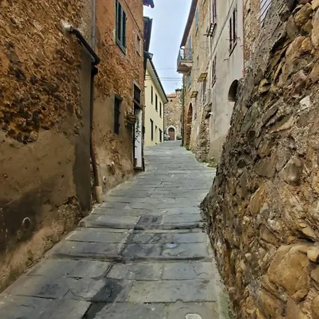 Casina Toscana, Cozy In The Heart Of With Free Wi-fi Apartment