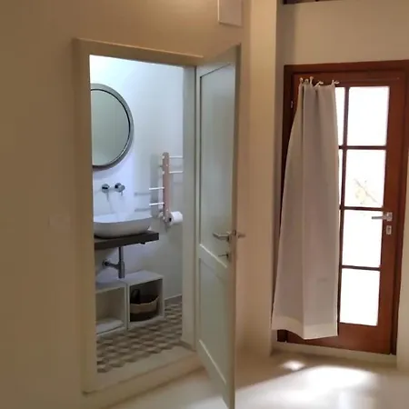 Casina Toscana, Cozy In The Heart Of With Free Wi-fi Campiglia Marittima